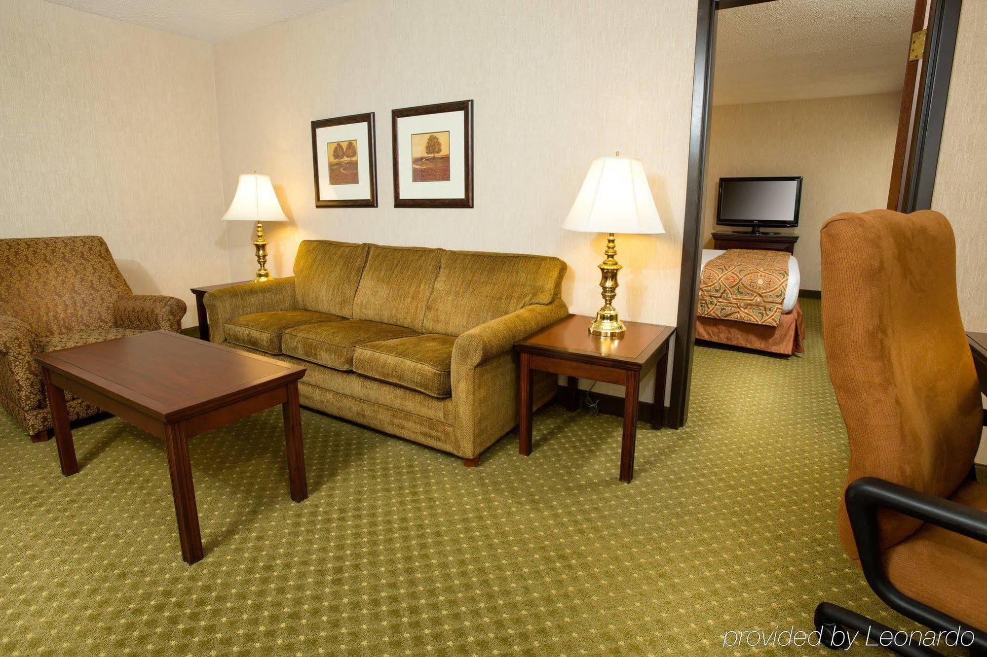Drury Inn & Suites Columbia Stadium Boulevard Exteriör bild
