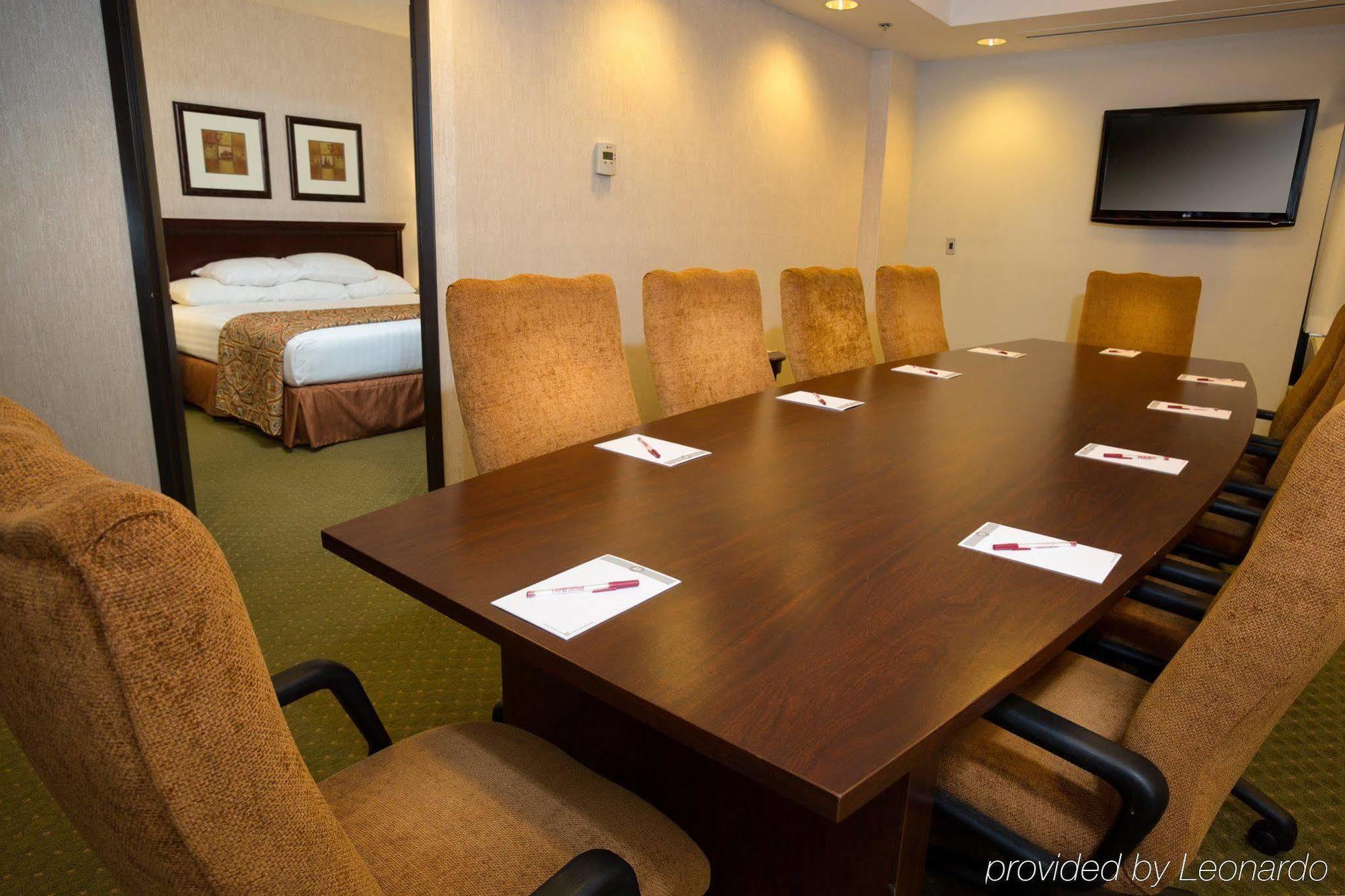 Drury Inn & Suites Columbia Stadium Boulevard Exteriör bild